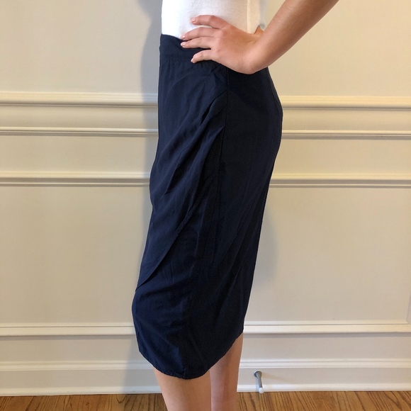 Banana Republic Navy Wrap Effect Skirt - Picture 3 of 6